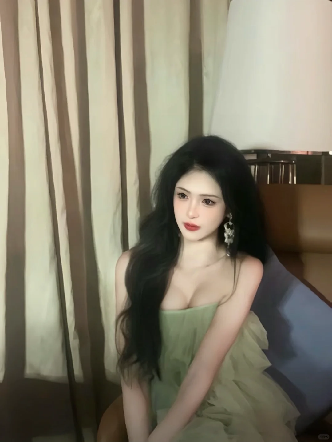 老子是男的，当一天美女