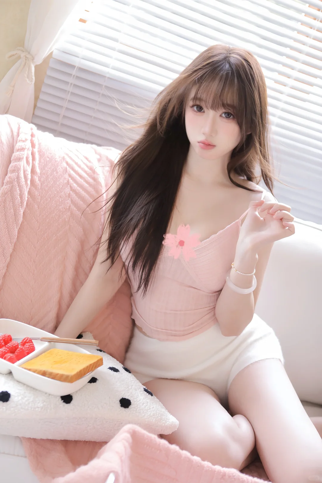 冒着粉红泡泡出现?