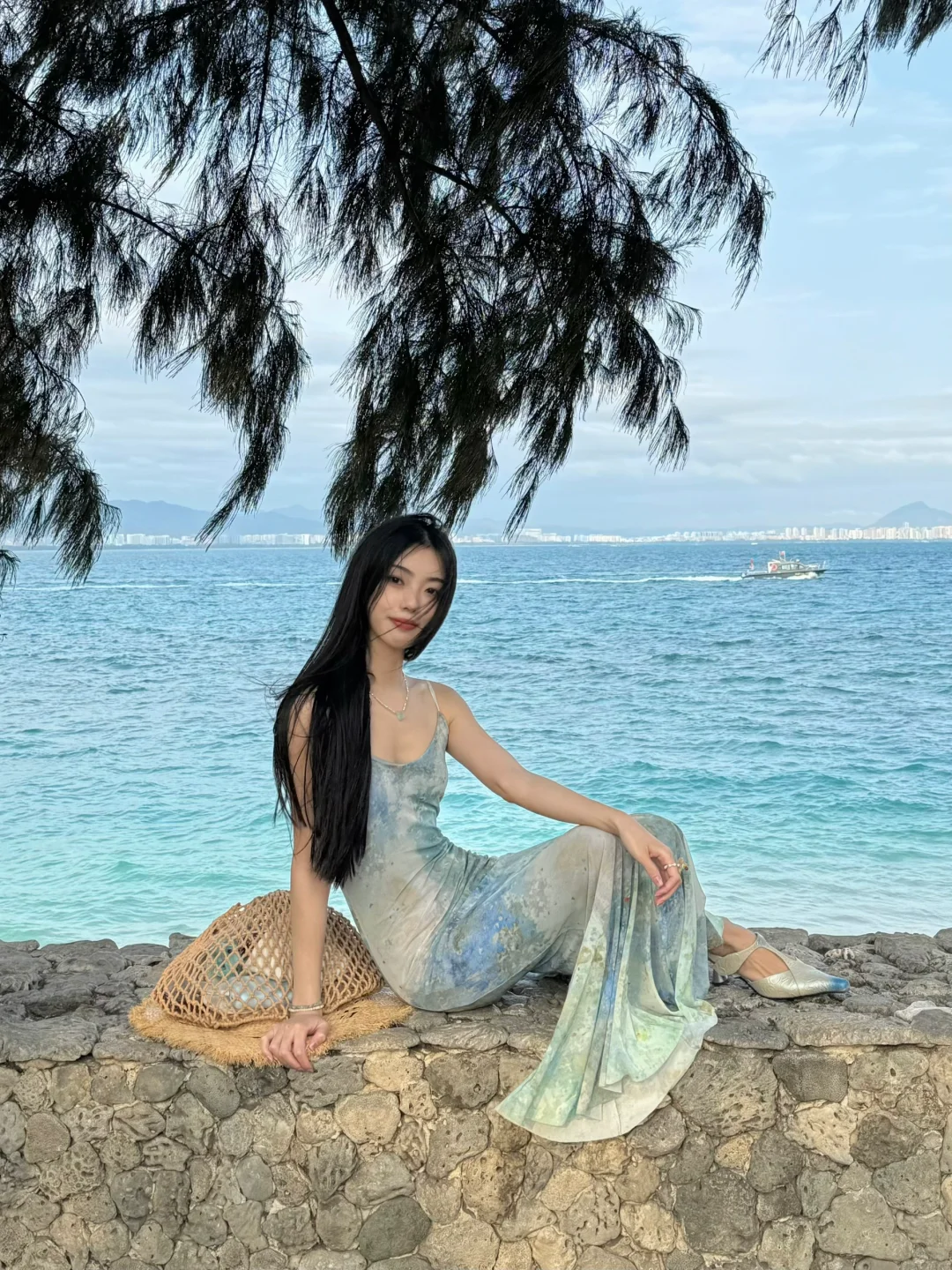 永远明媚热烈爱自由