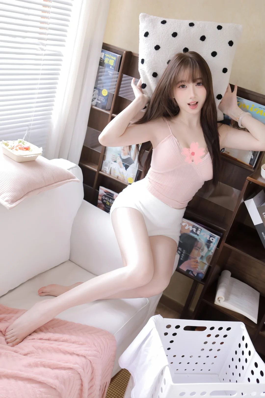 冒着粉红泡泡出现?