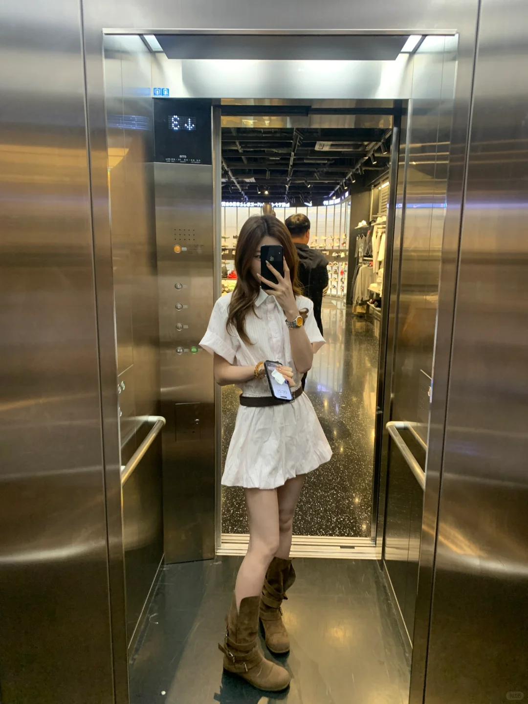 对镜outfit～ 好爱这条裙子！！！
