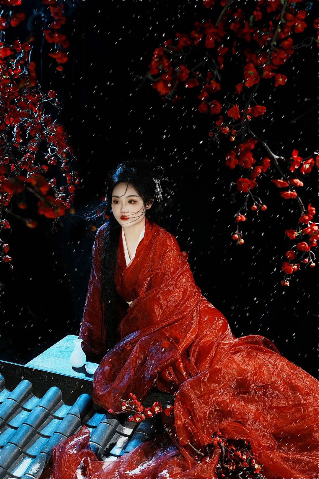 红梅映雪