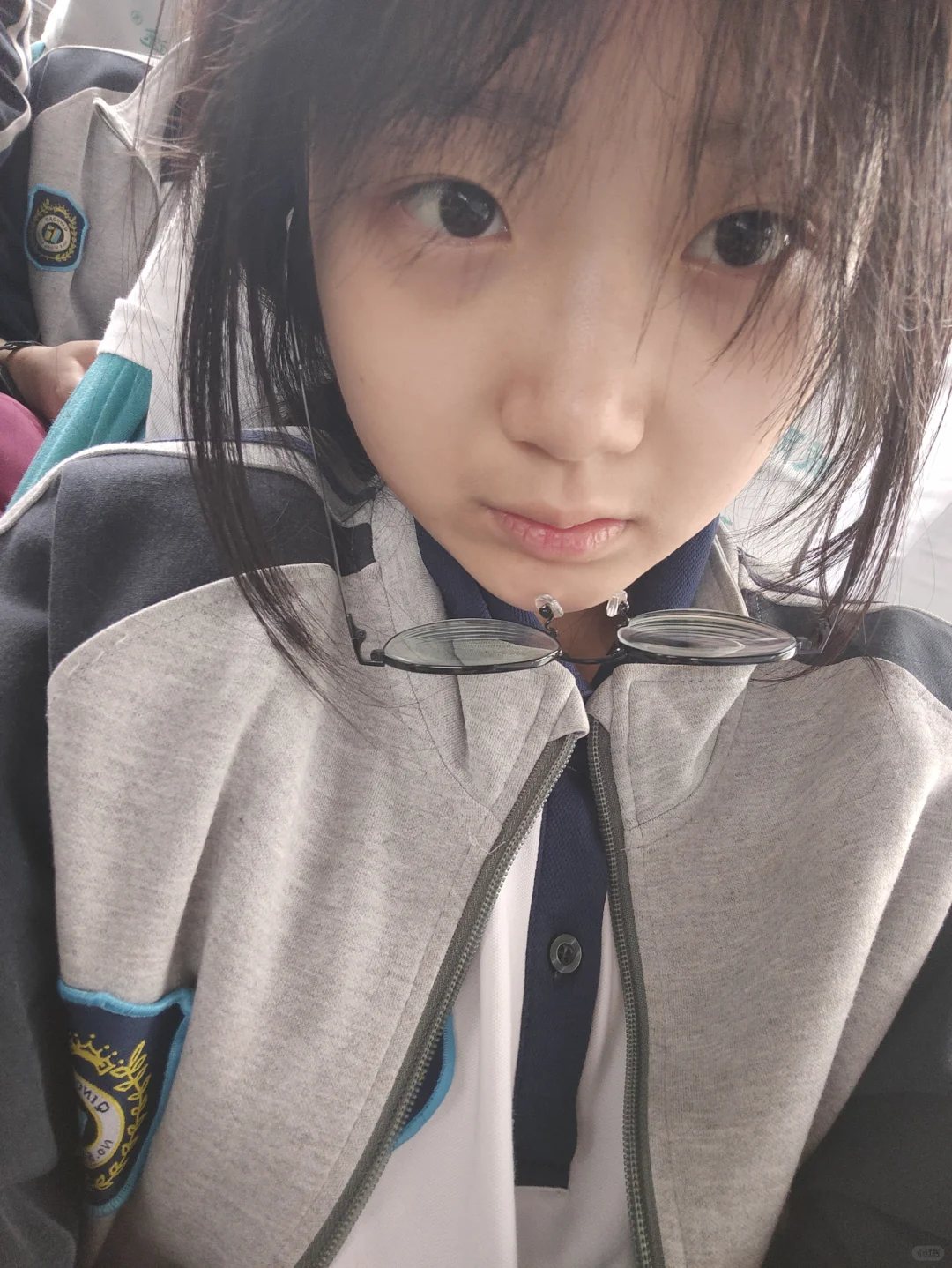 班上那个长相普通的女生