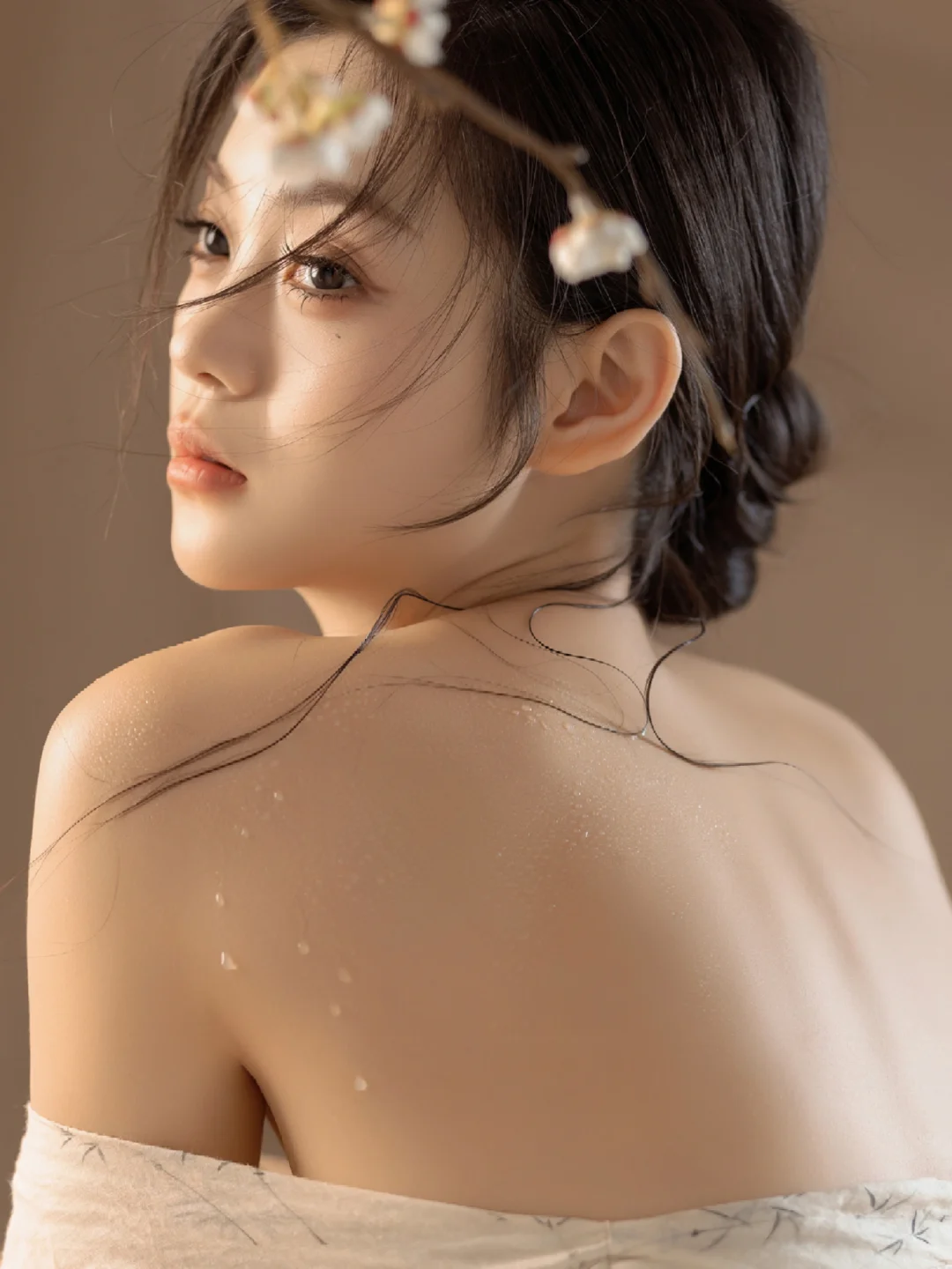 自带破碎感的国风美人🍃纯欲新中式写真