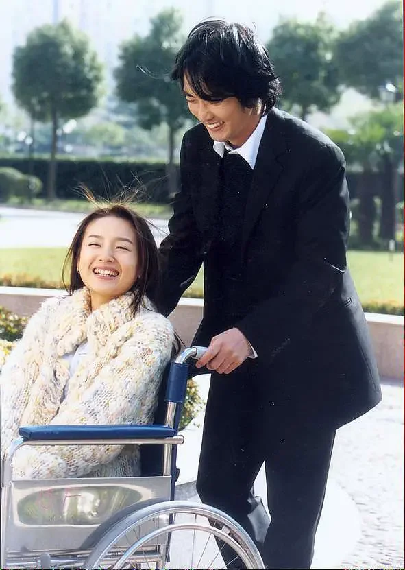 你看过董洁安在旭演的《白领公寓》么？