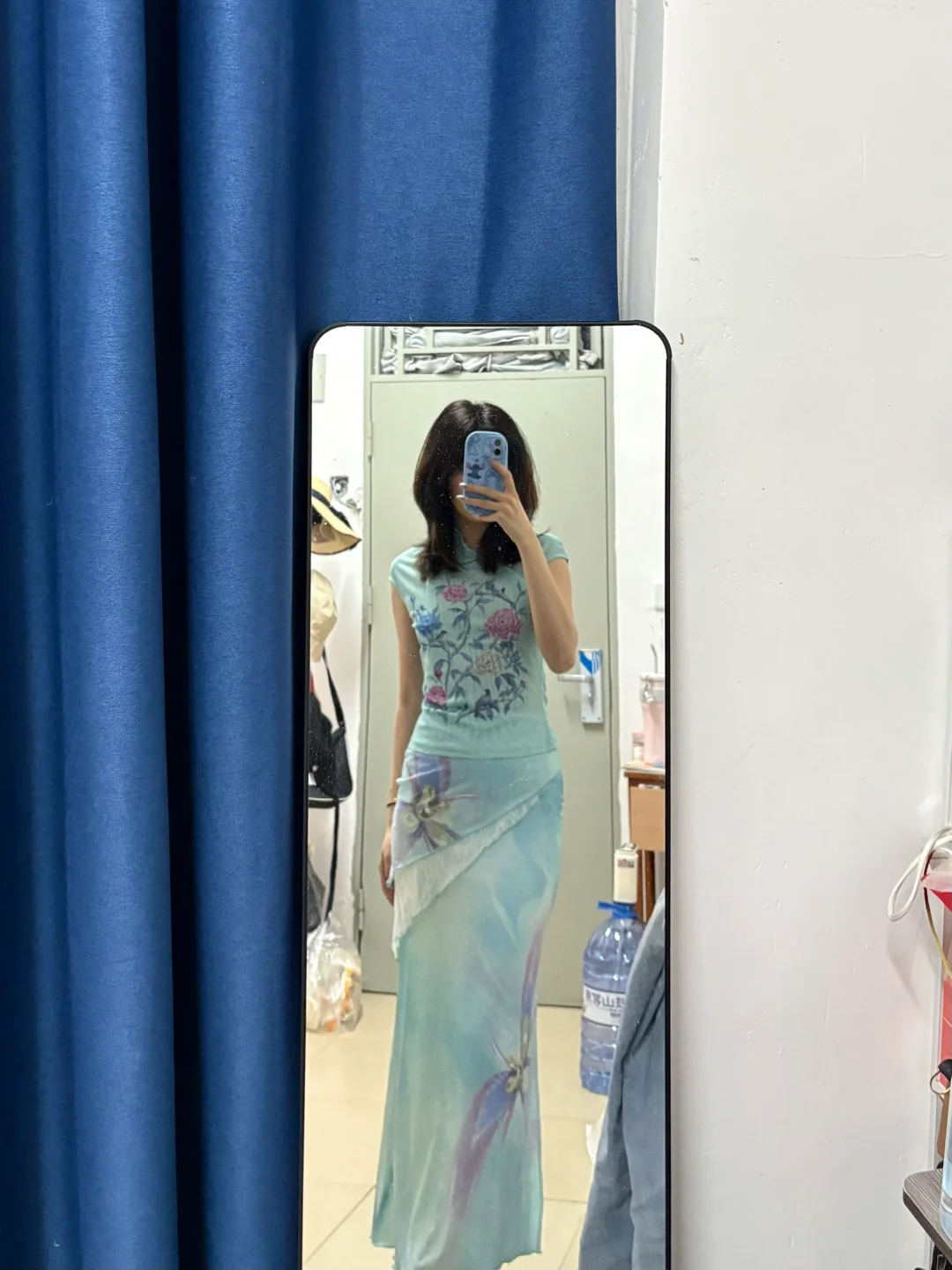 就这样鲜亮地等待春暖花开～