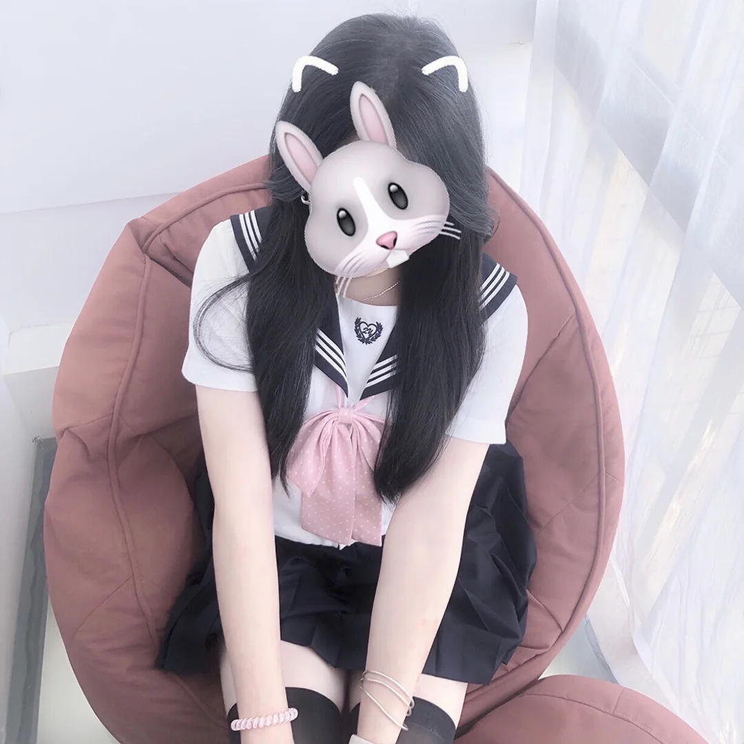 (ᐢ⸝⸝⬮ ω ⬮⸝⸝ᐢ)