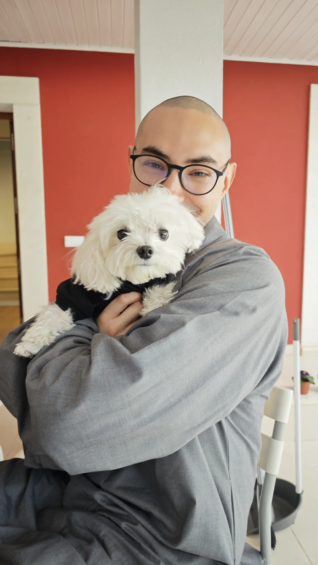 小狗🐶 （是一个义工居士的）