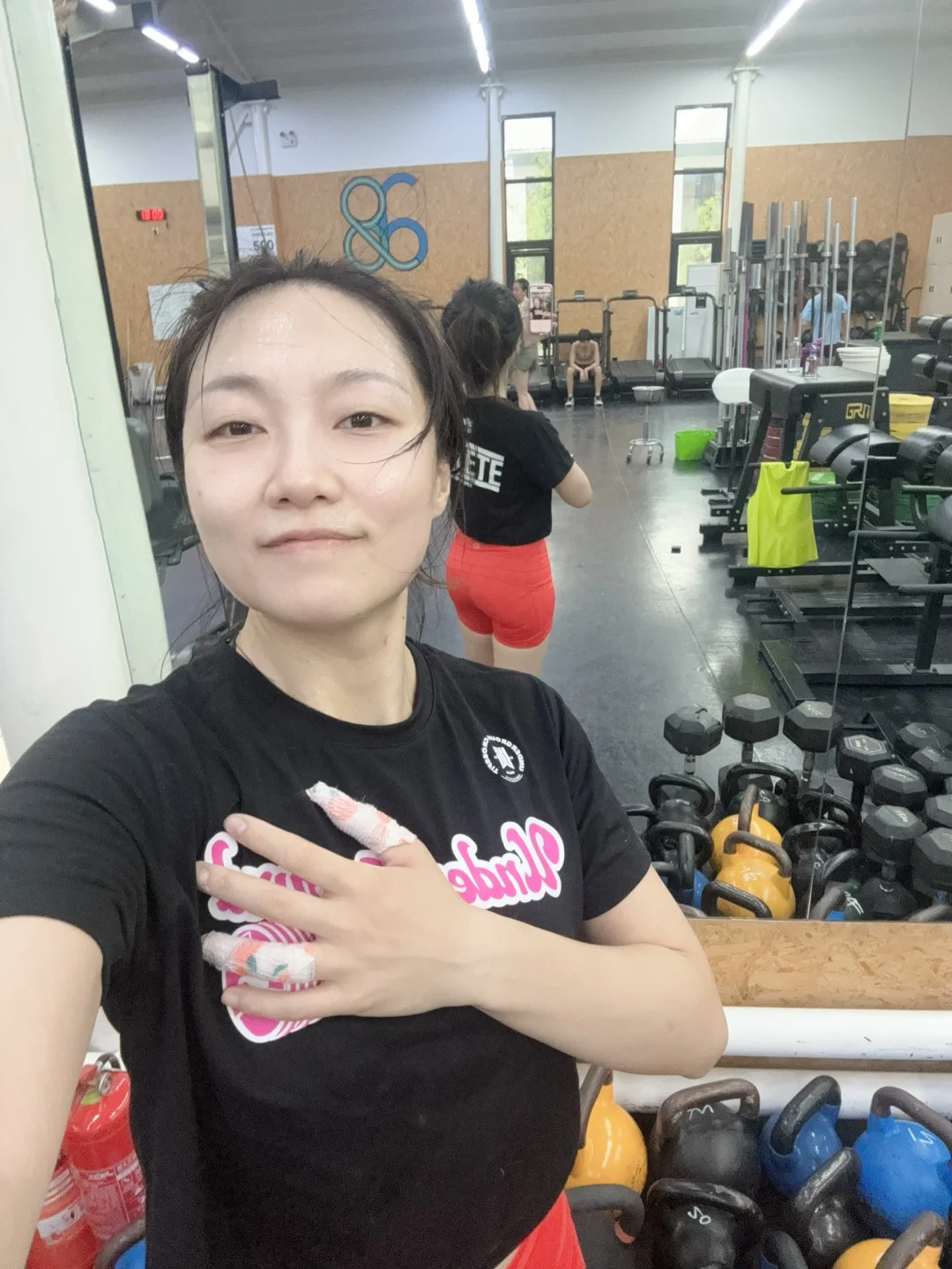 听说每个馆都有几个大轮胎……