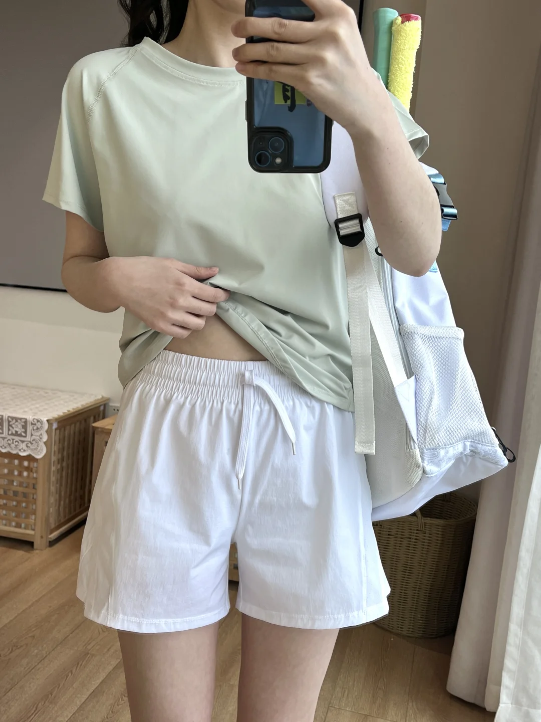 这不是妥妥的青春女高呀？