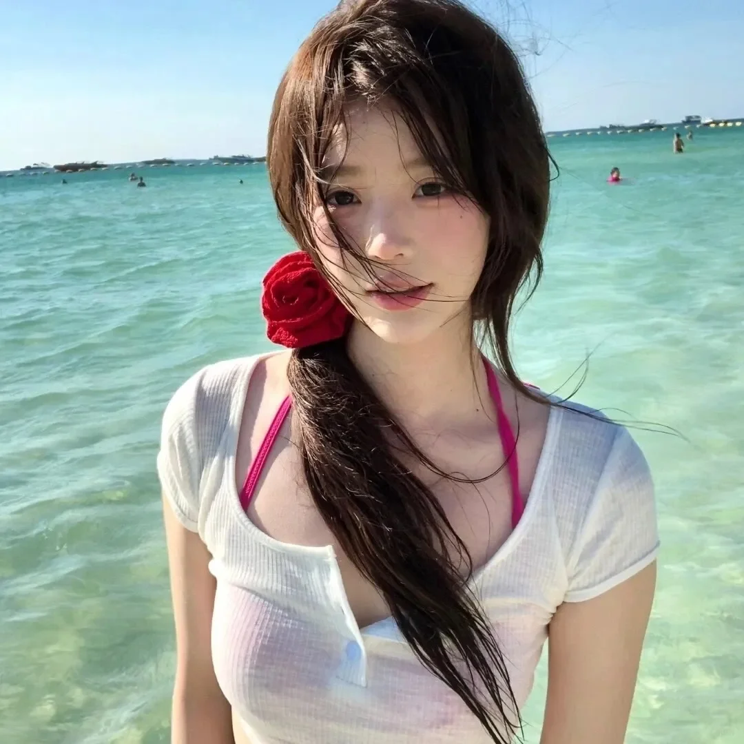 女头 就让今天阳光明媚 我们去拍照
