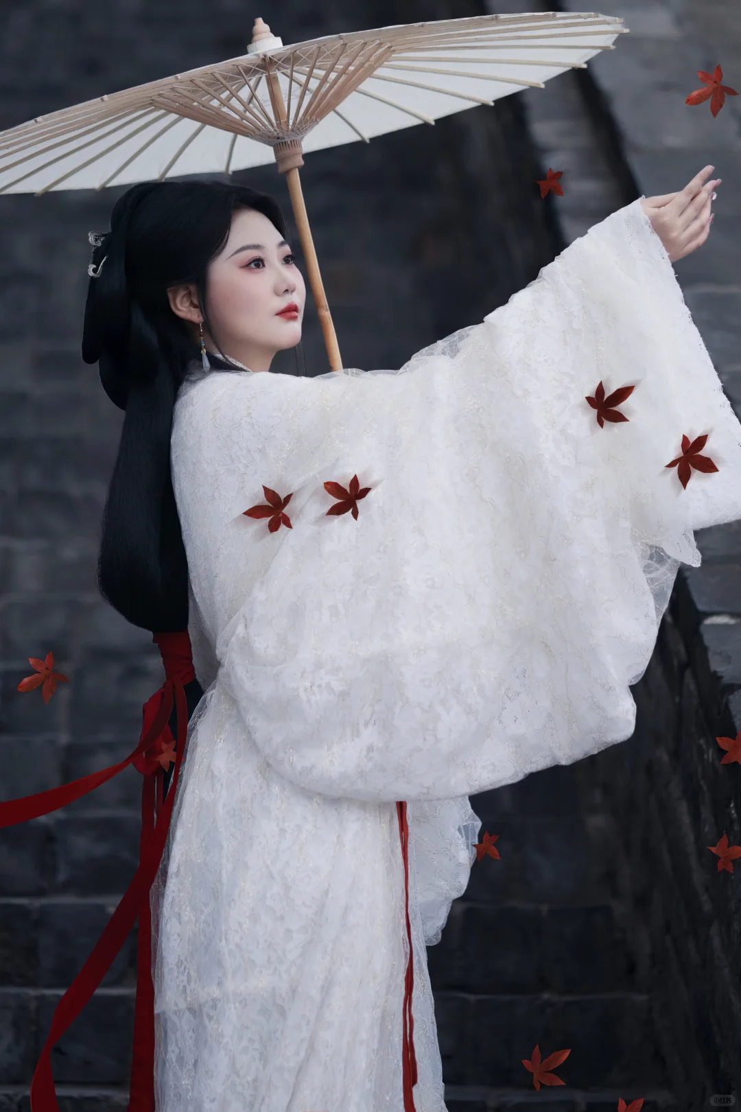 战国袍修成这样真的很难不爱呀