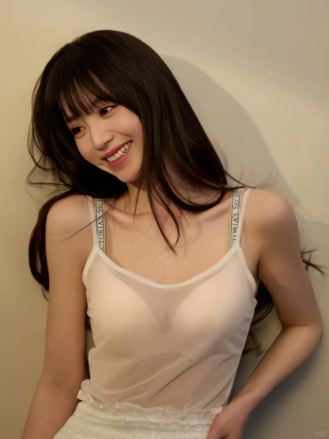 田曦薇维密代言，反差真的有点大