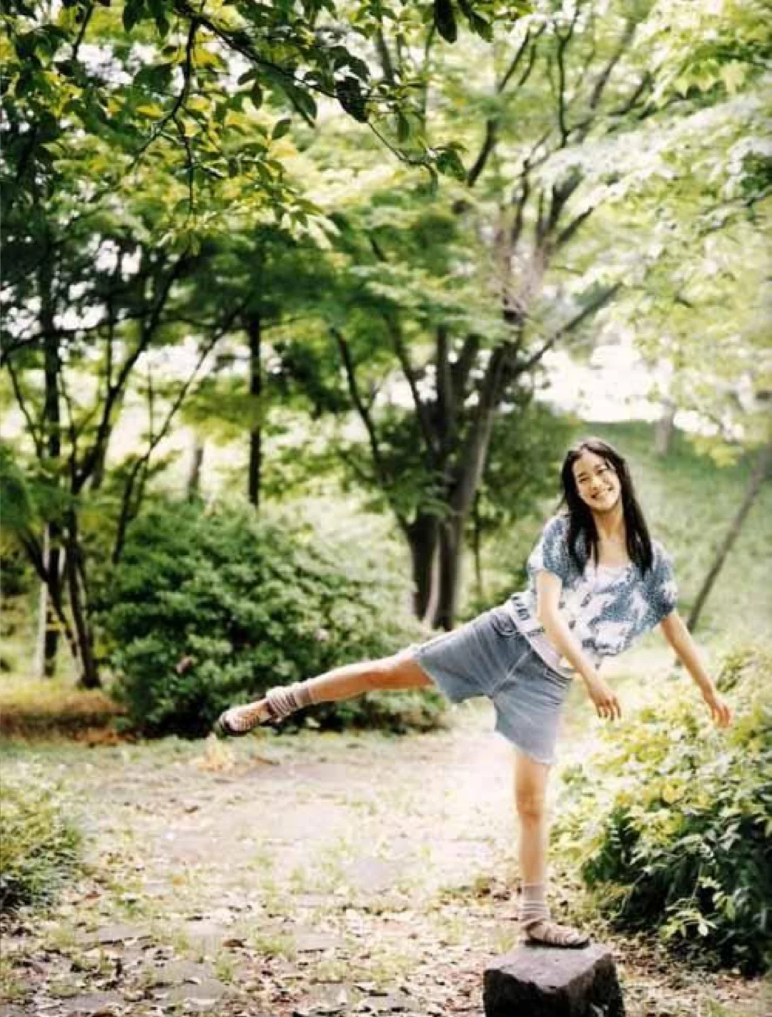 苍井优| 迷失森林的小鹿