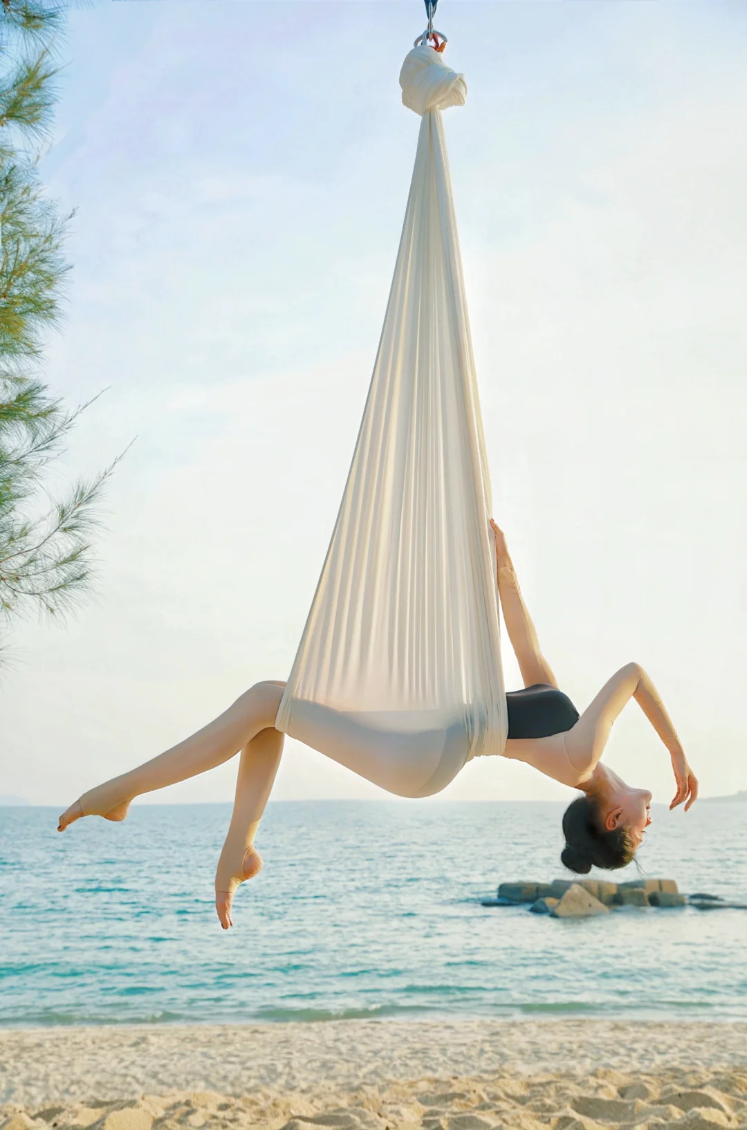 心有山海 静而不争 | ·Fly Yoga