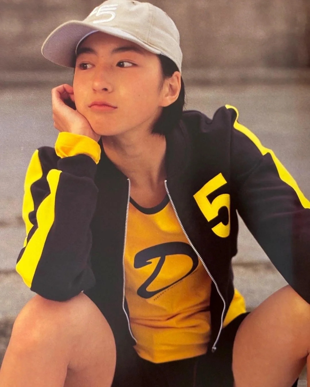 16岁的广末凉子首本个人写真集