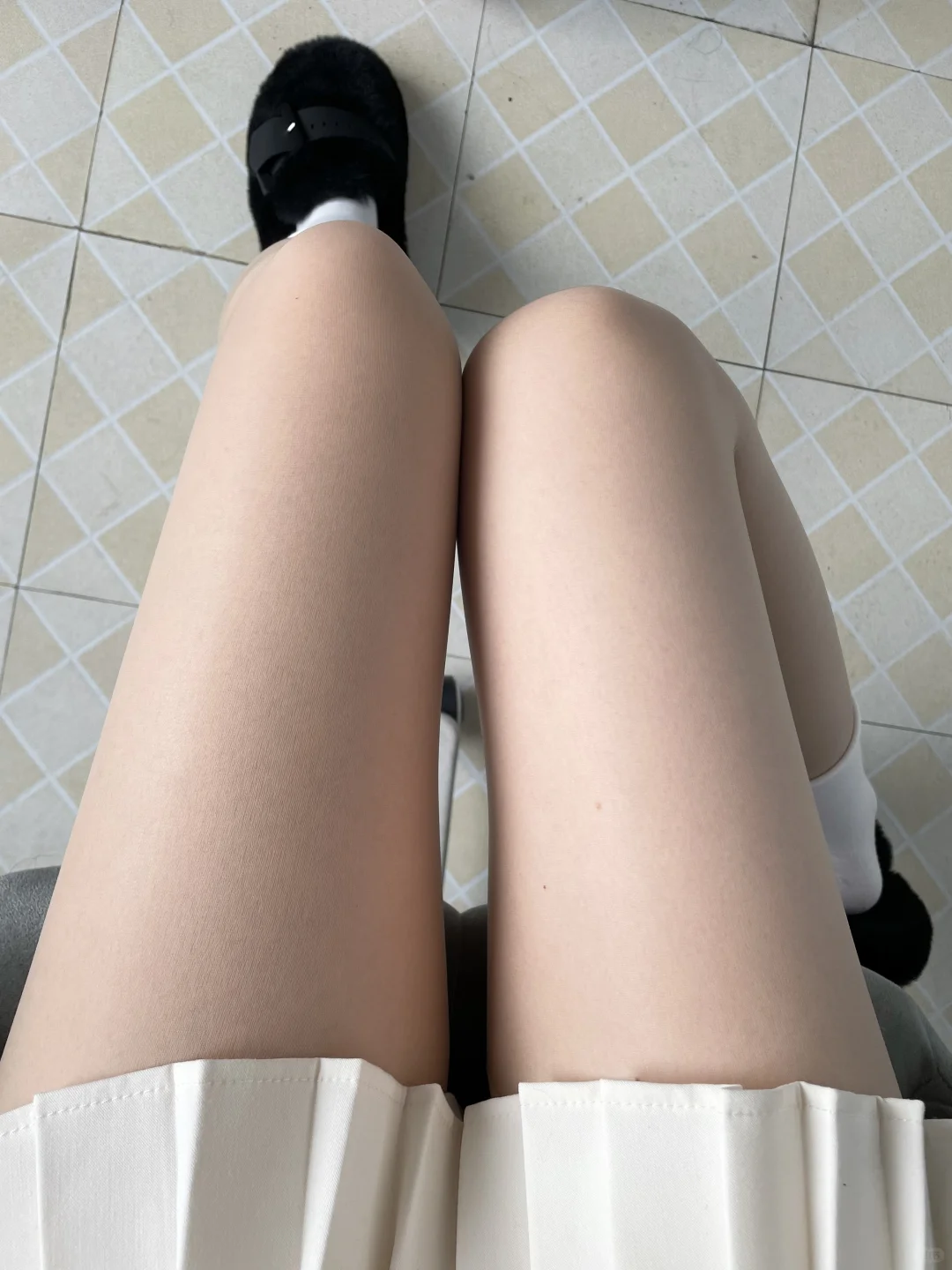 瑕疵皮星人亲测有效的美肤袜！！！