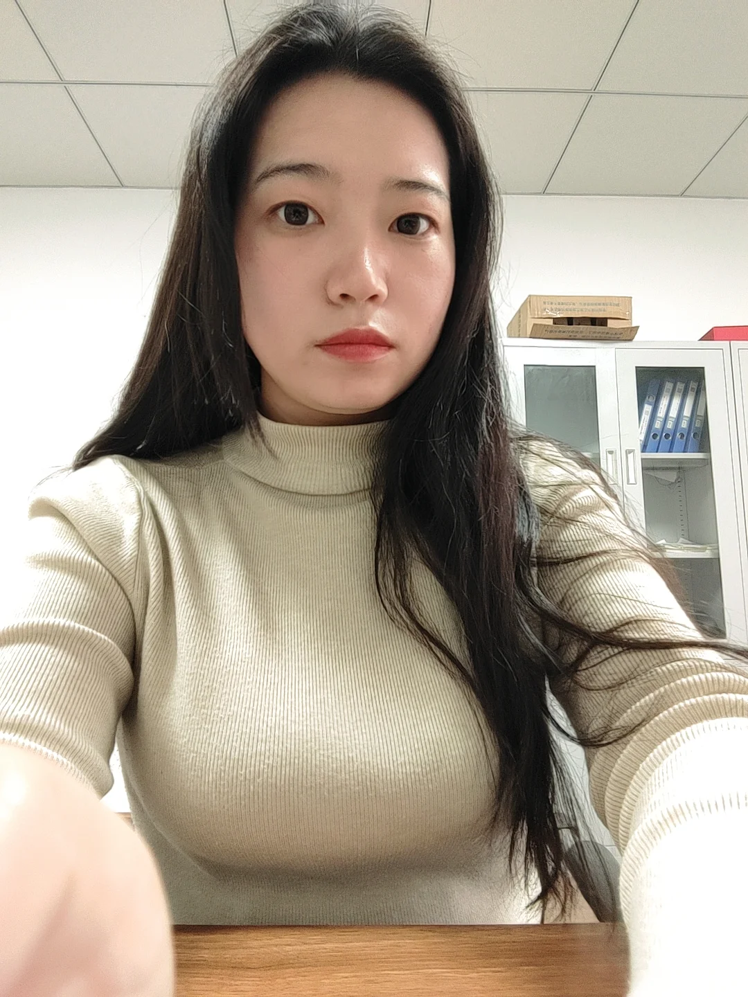 上班的我是个自拍狂魔