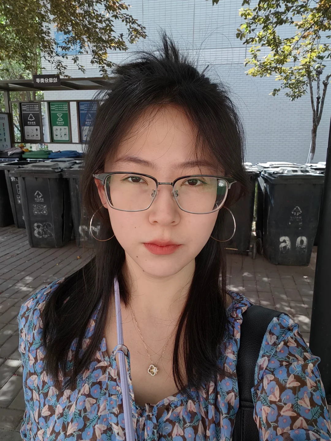 做魅力女人（带上我的大耳环）