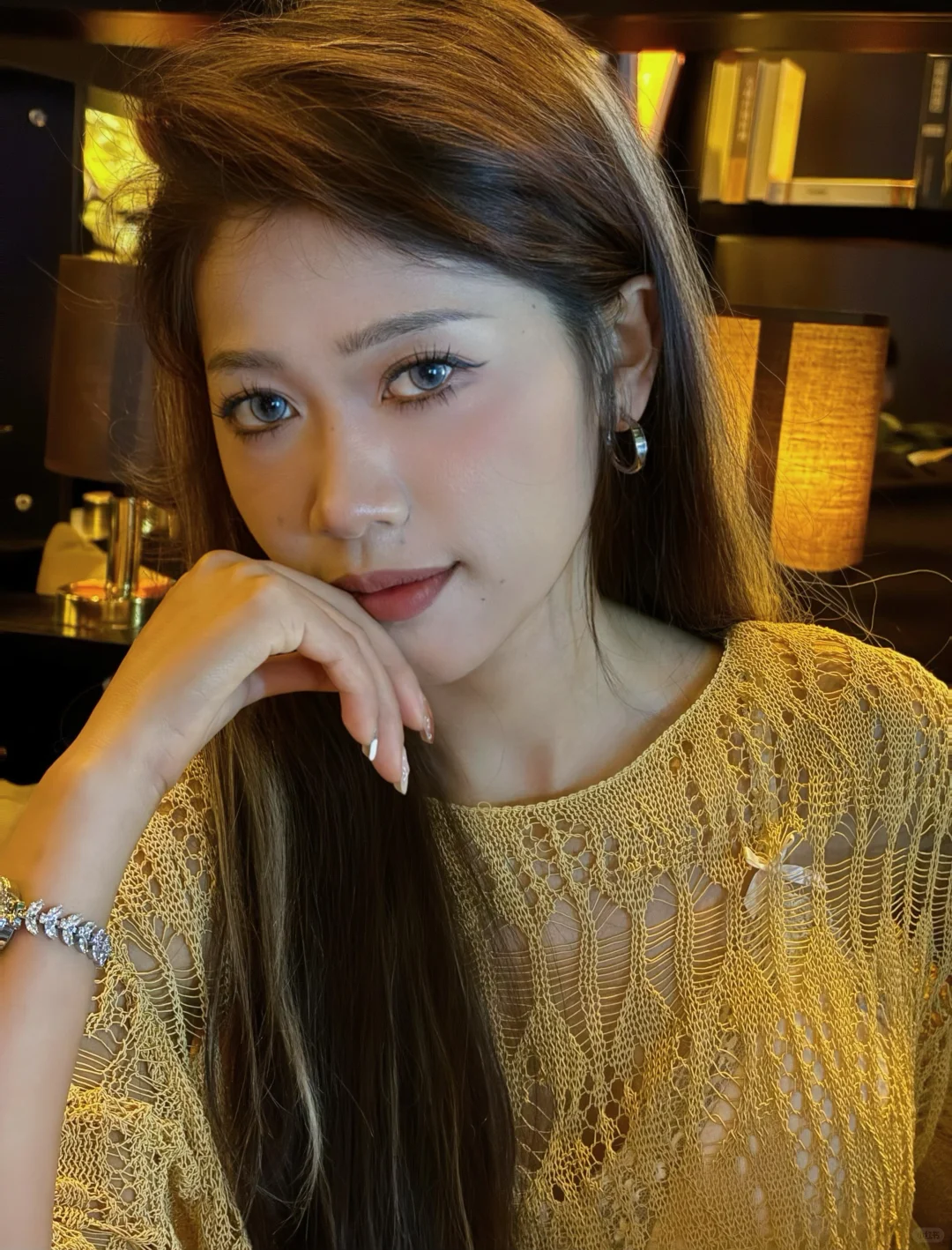 秀美小姐