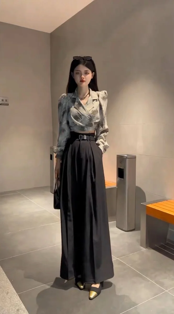 女生都喜欢的成熟气质套装来啦