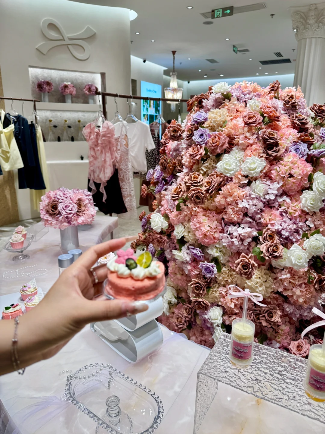 生日战袍来这挑！西安万象城Badina Chic真香