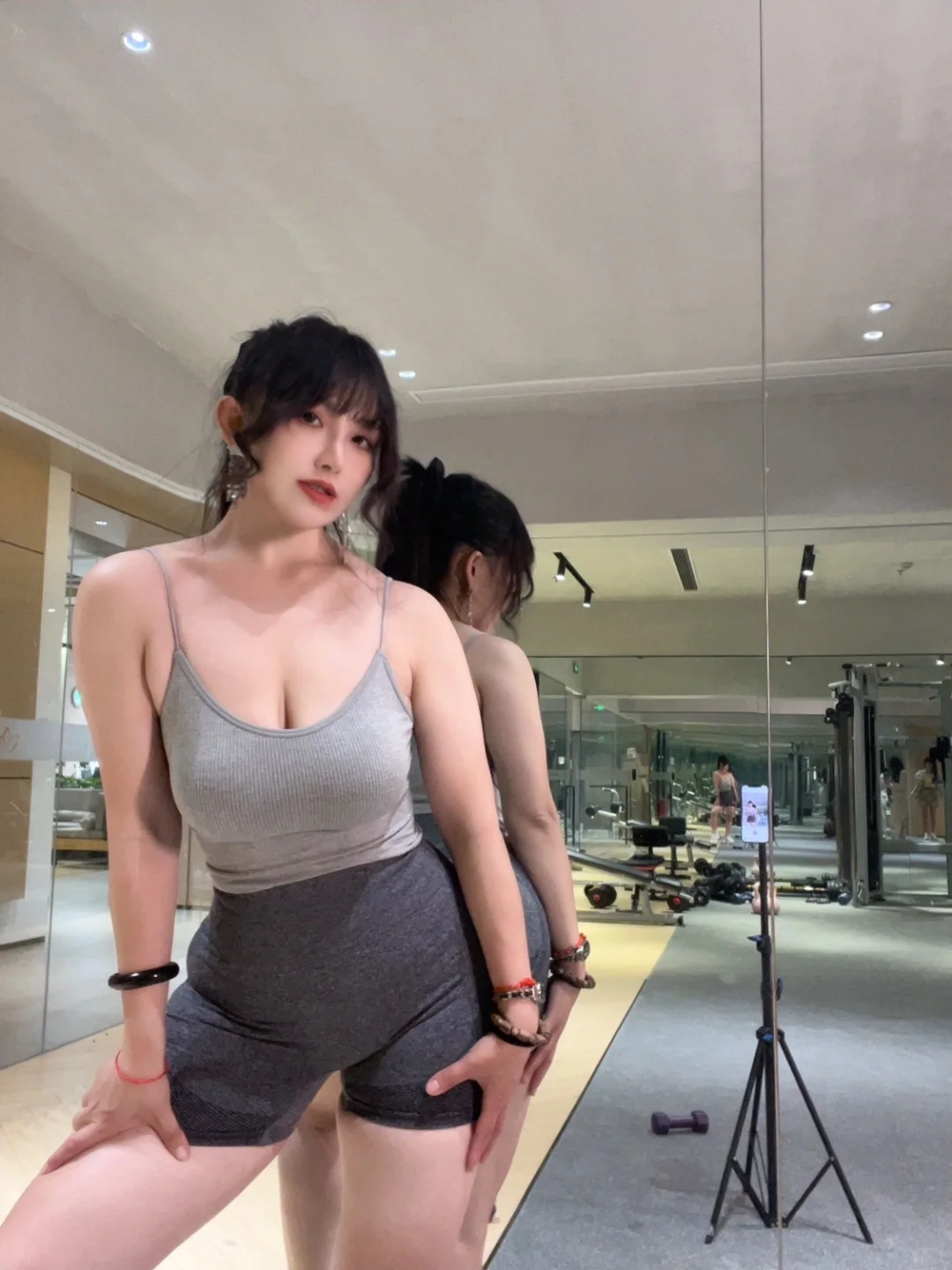 怎么样能多几个老婆喜欢