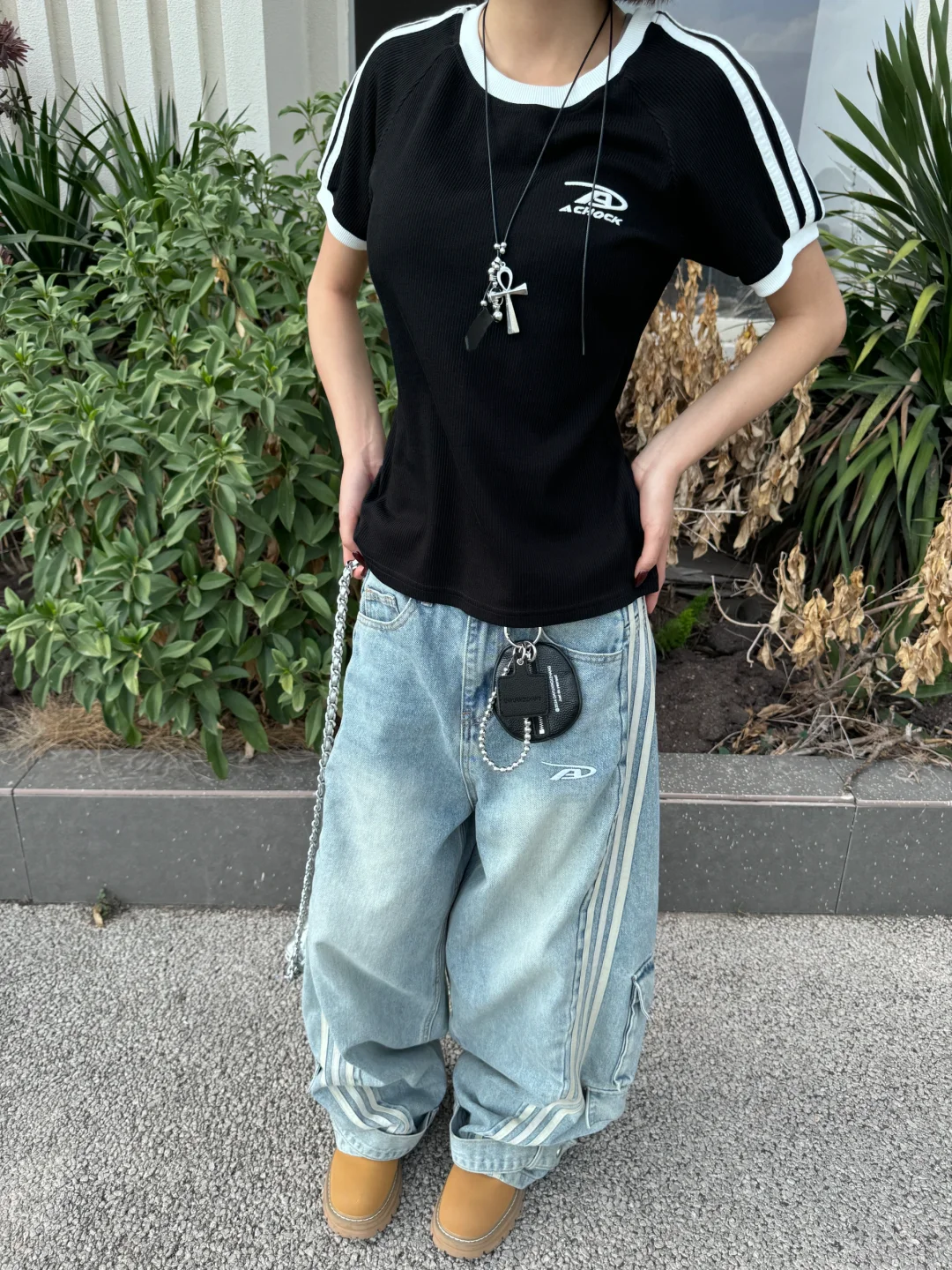 这个夏天辣妹出街有这一件就够了！