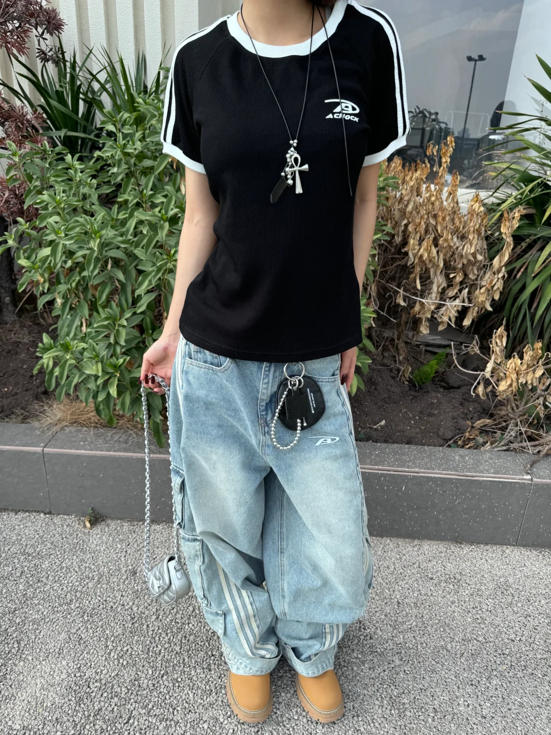 这个夏天辣妹出街有这一件就够了！