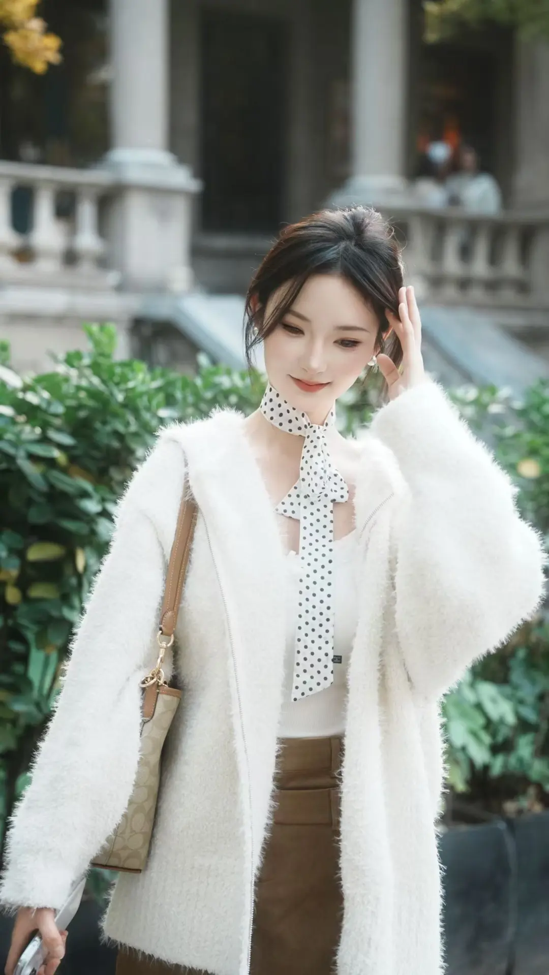 抓个小姐姐来拍照