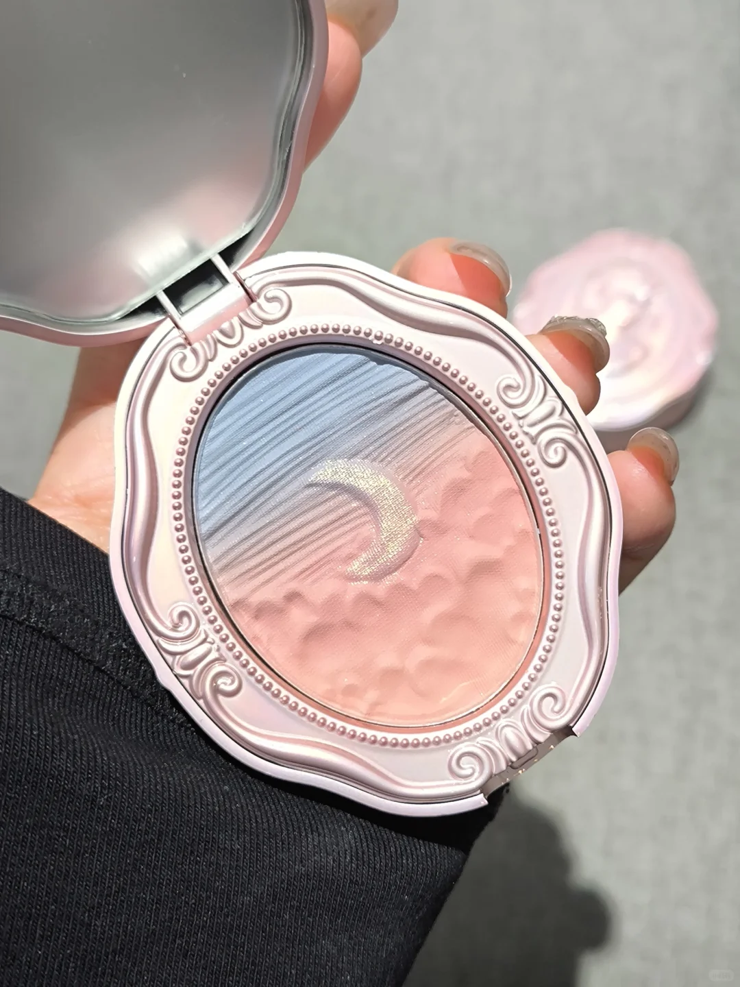 有没有人管管……美貌鲨疯了……