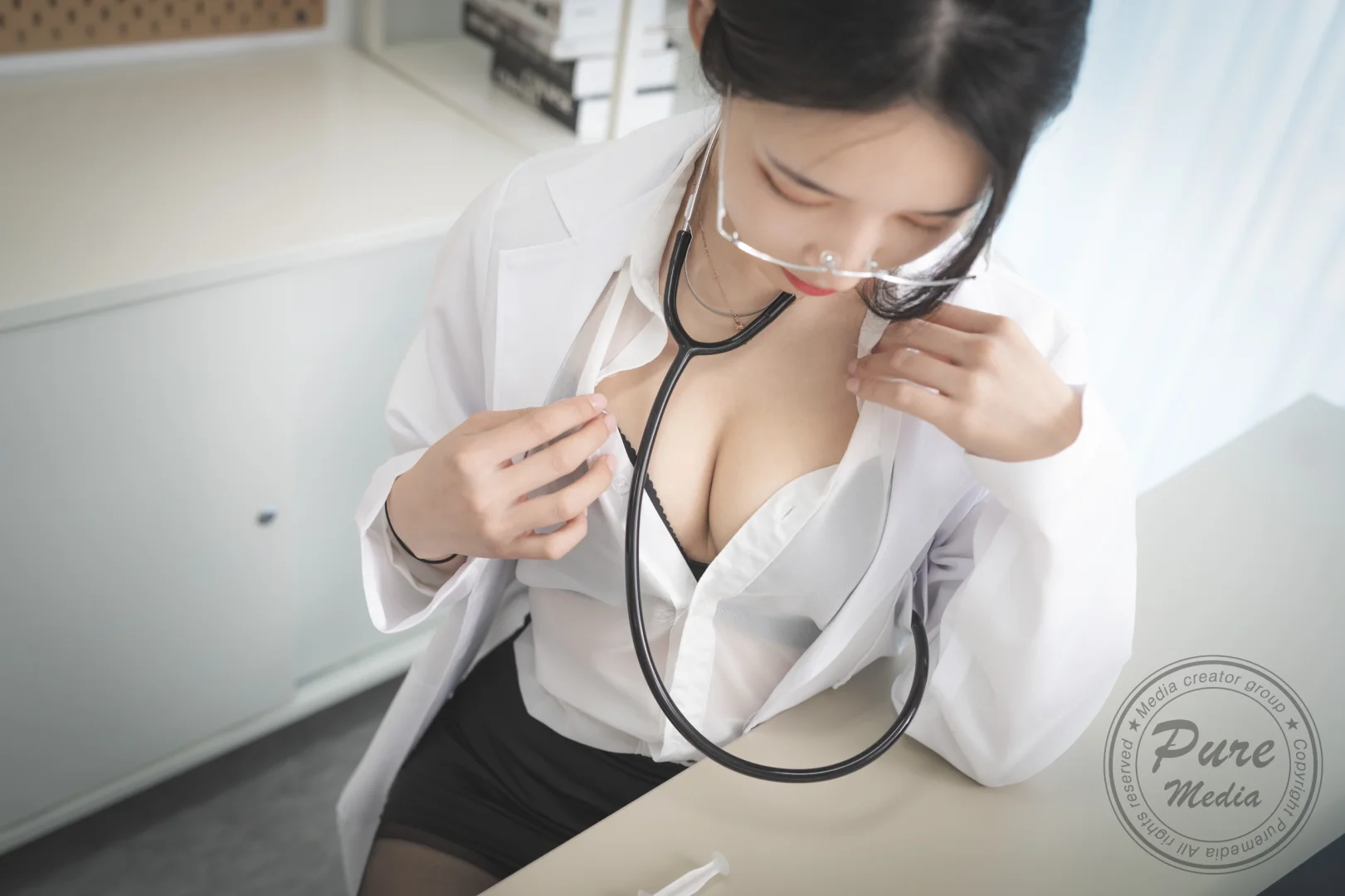剧情类写真，取完整套图请留言！