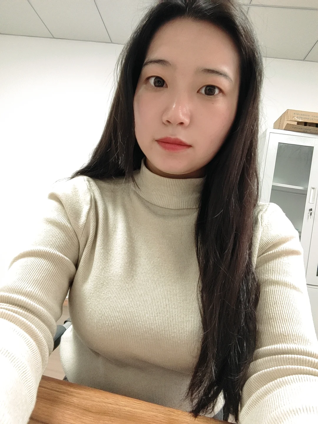 上班的我是个自拍狂魔