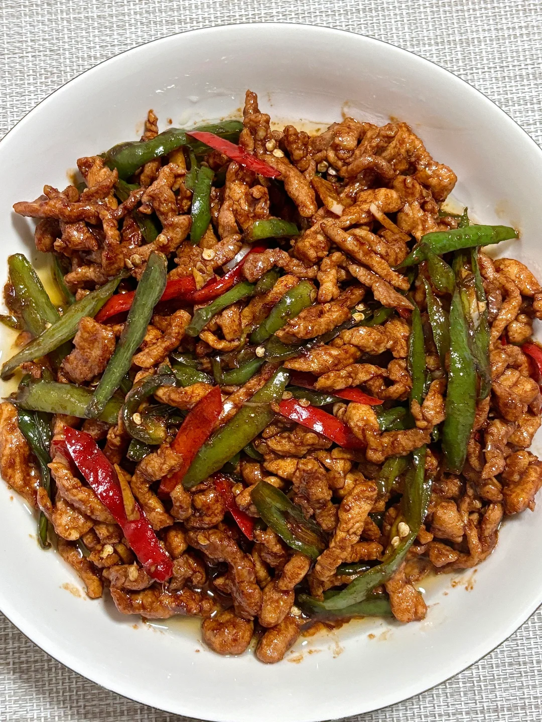 闺蜜说我炒的青椒肉丝比外面店里的好吃！