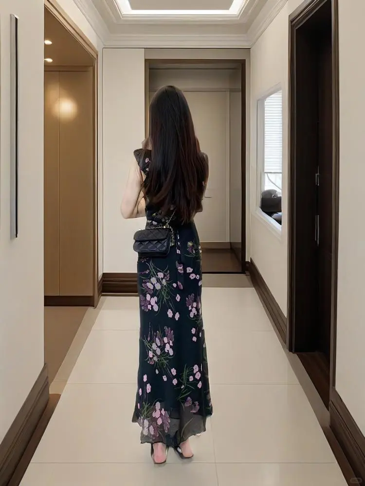 慵懒纯欲风！哥弟碎花裙随性又性感