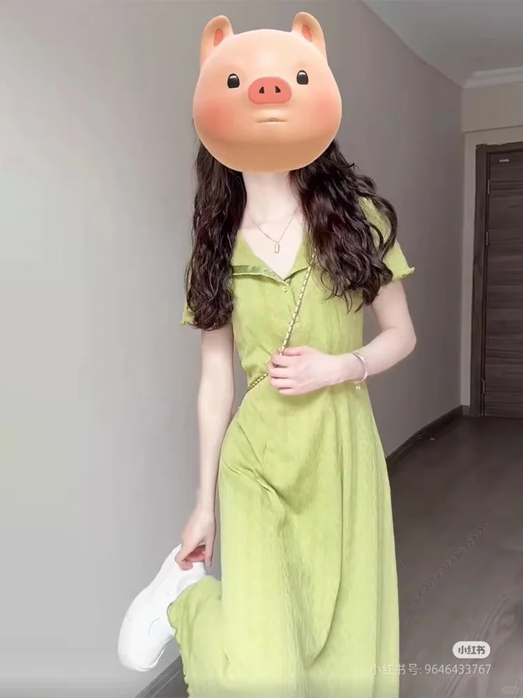 8.拍照上镜又显白的裙子！