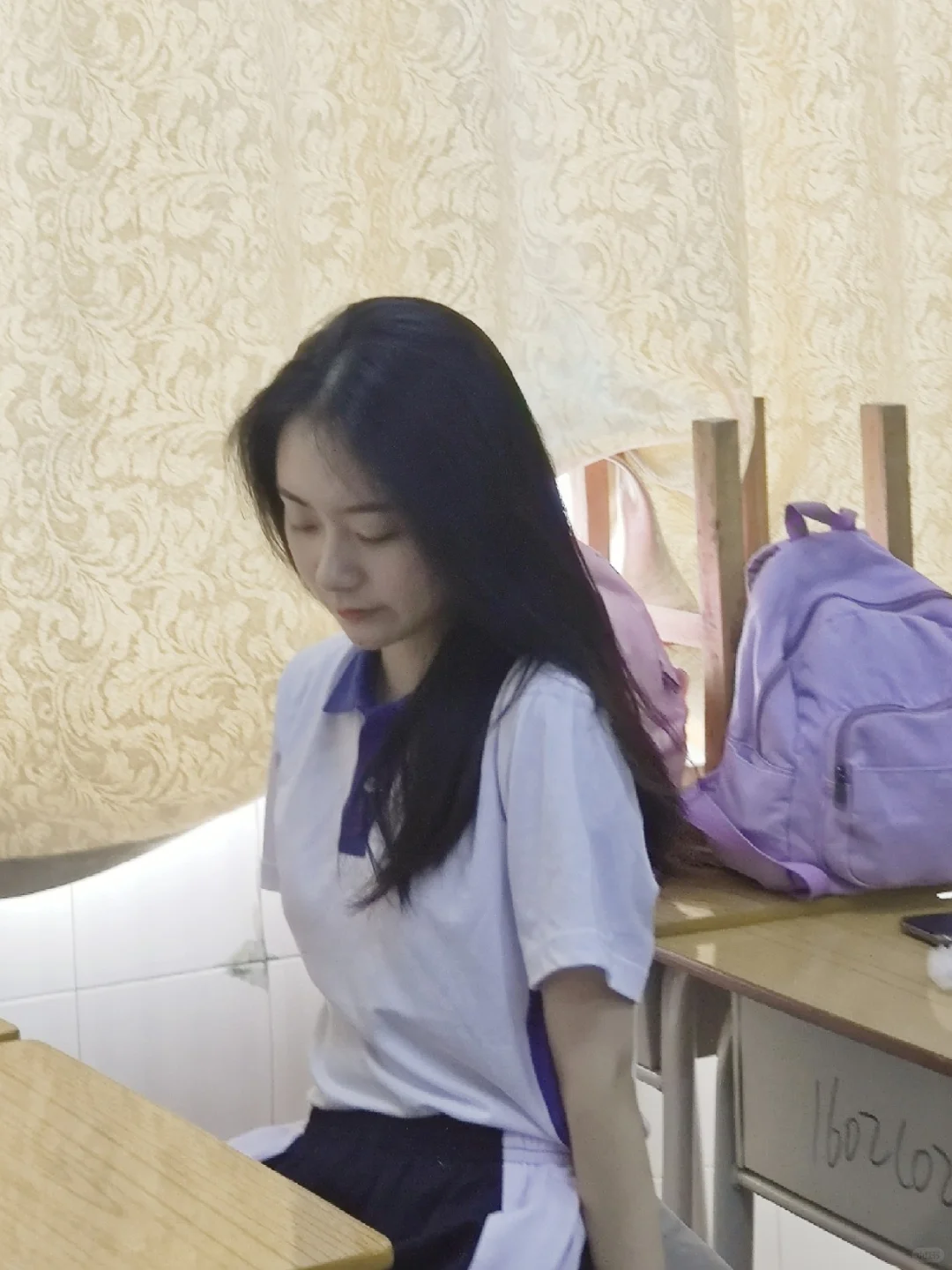 无语，都快毕业了还没有谈过恋爱