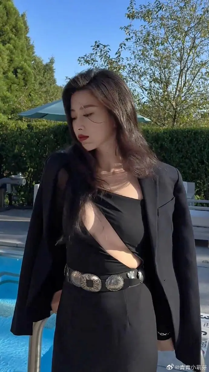 朱珠：美艳与野性