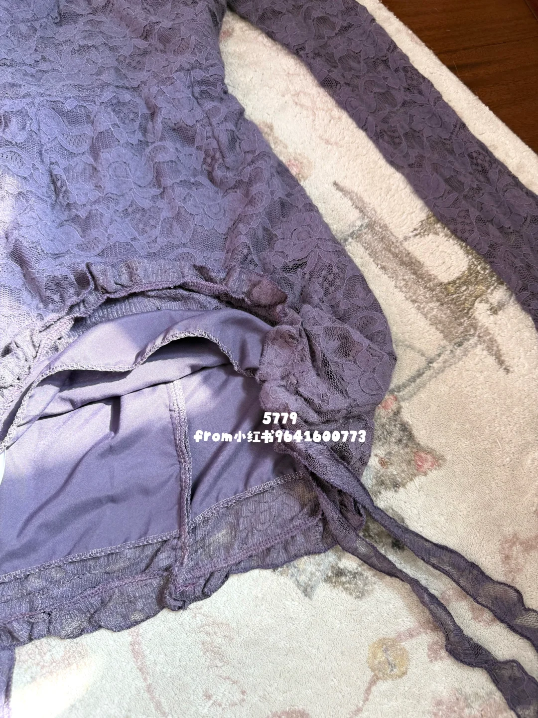 服了…小裙裙你知道自己如此掐腰显瘦吗？