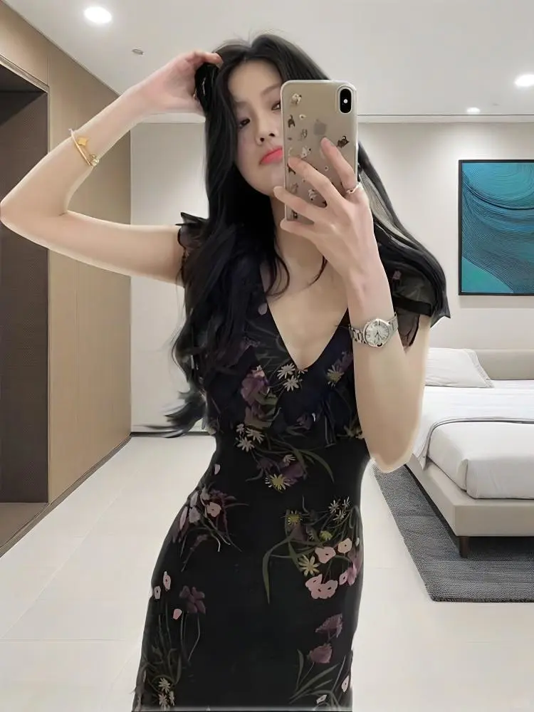 慵懒纯欲风！哥弟碎花裙随性又性感