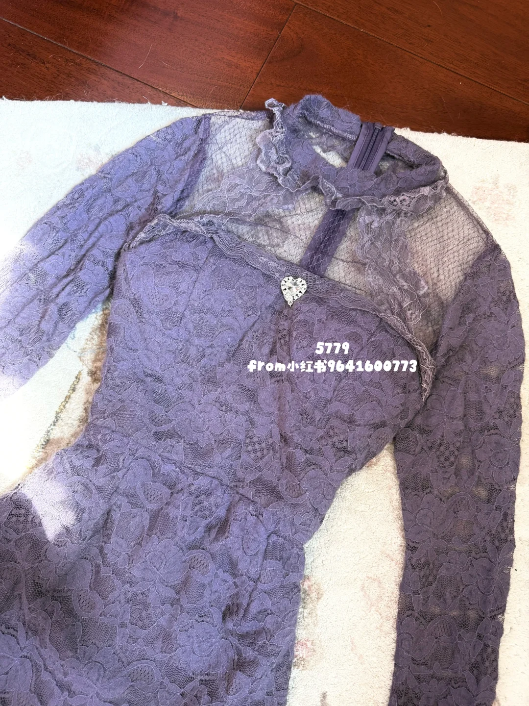 服了…小裙裙你知道自己如此掐腰显瘦吗？