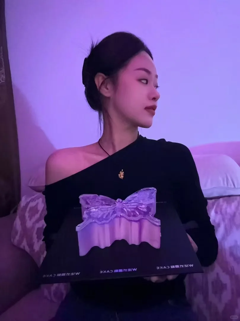 女大学生新人来小红书报道！ 多多指教