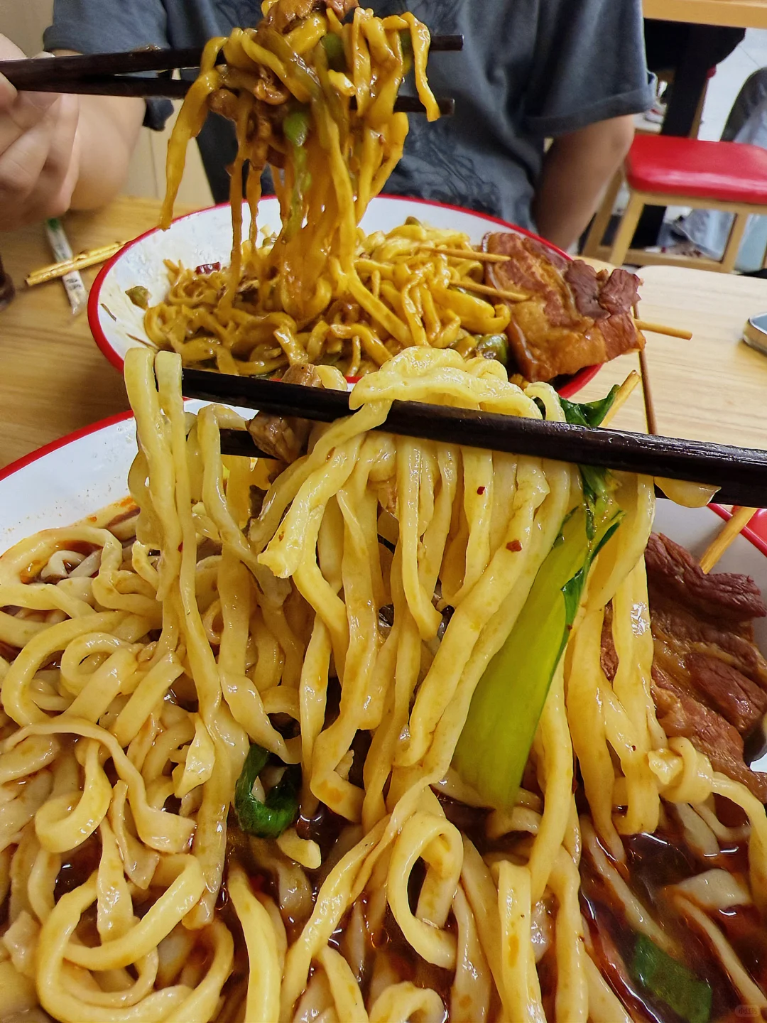 它的唯一缺点：只有泰安吃的到。。。。。