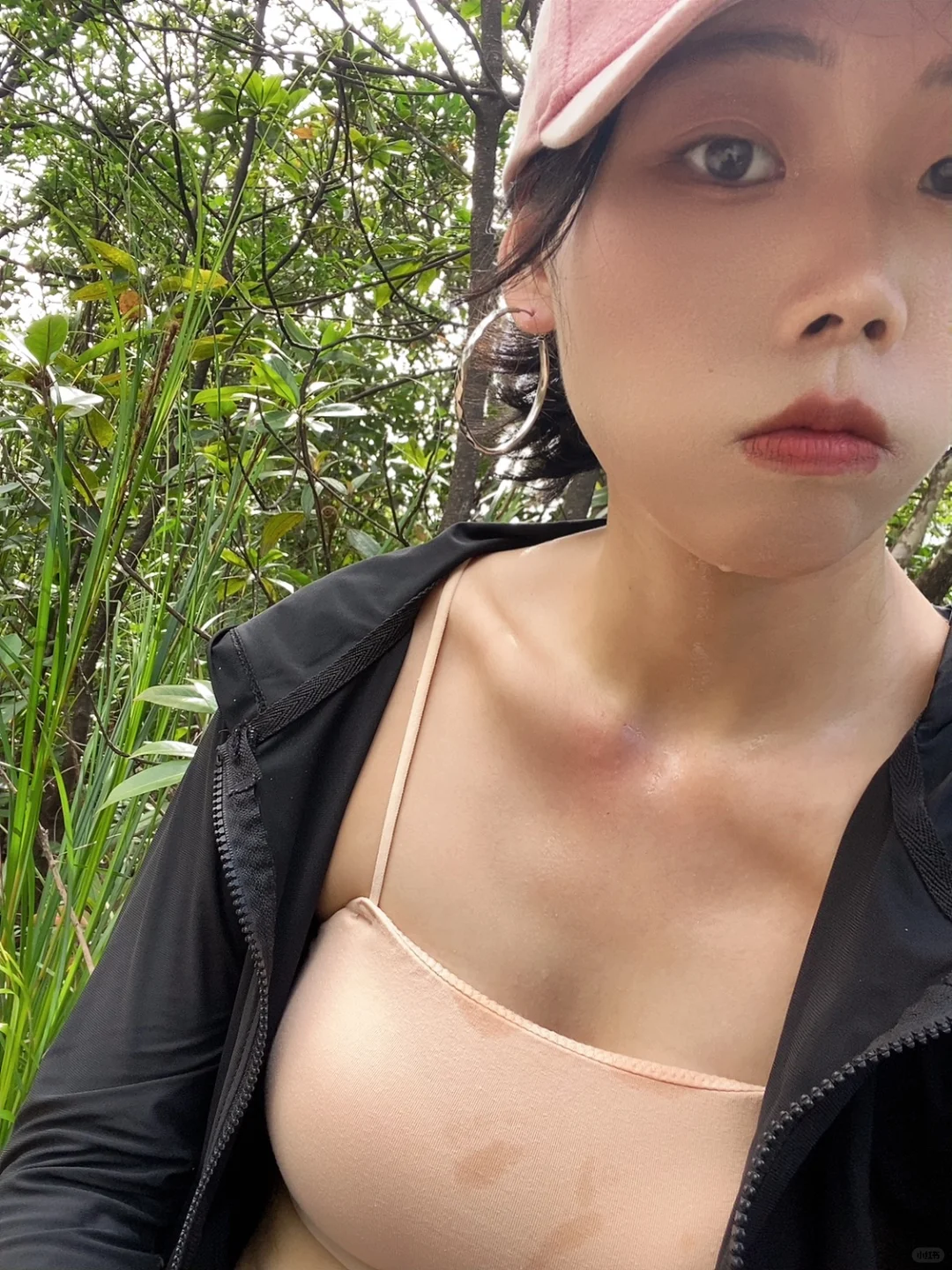 穿吊带爬梅沙尖了🙈