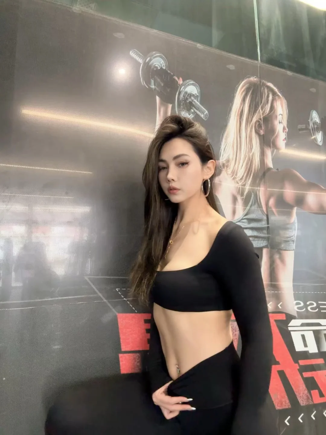 简单的衣服需要牛比的身材