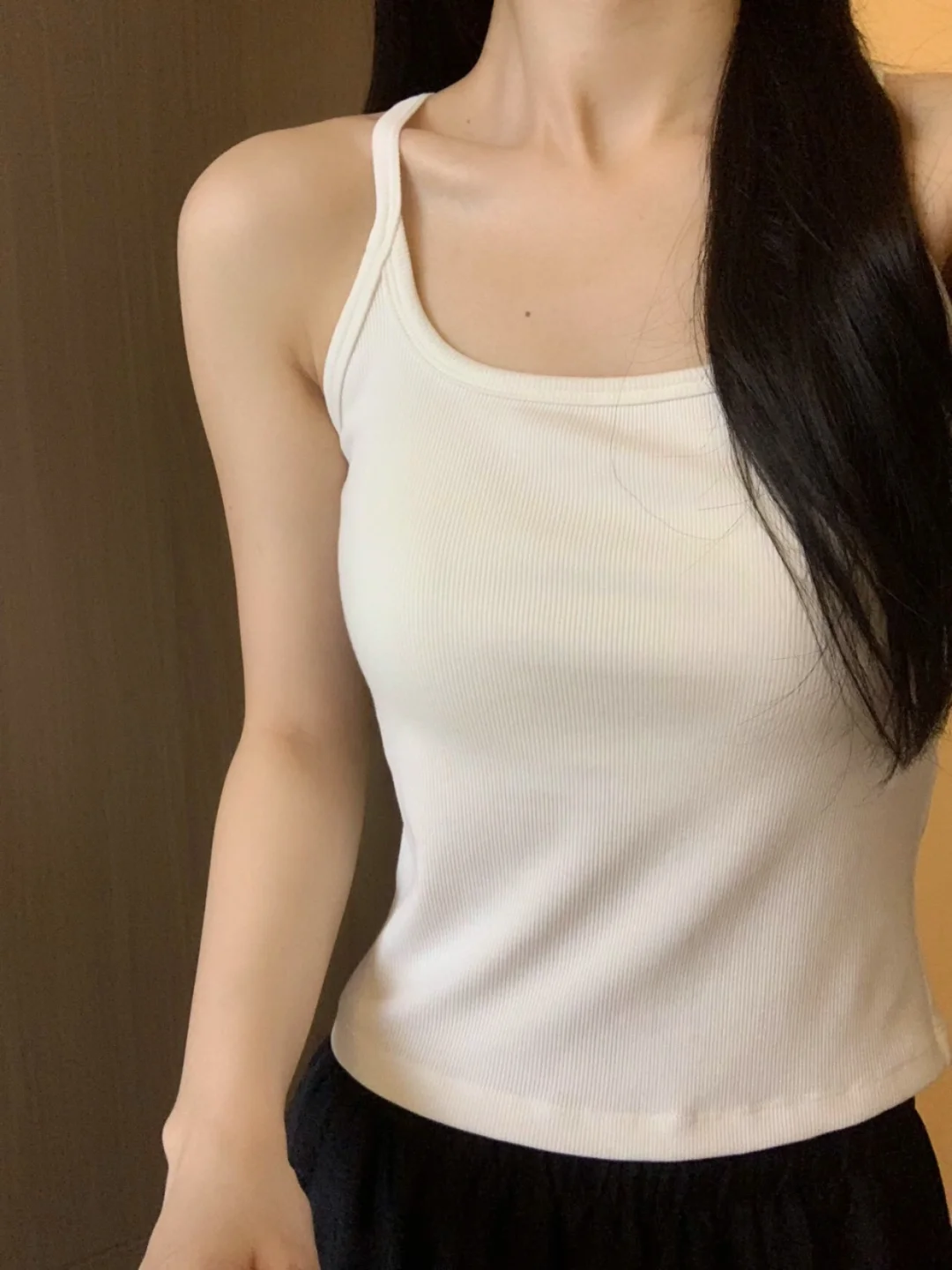 好有氛围感的露背吊带！蕾丝隐隐约约好sexy!