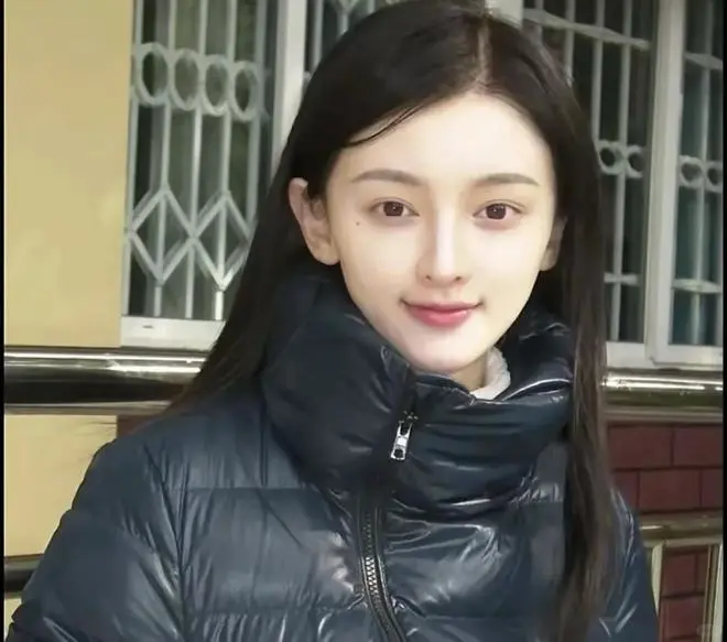 西安美院的聋哑女大学生宸玥走红