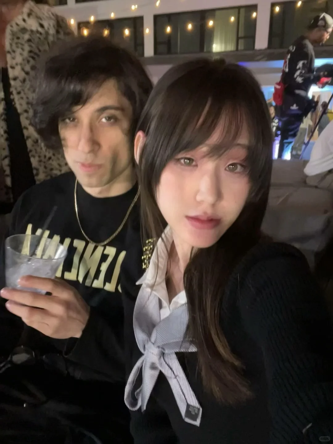 美得有点超过了