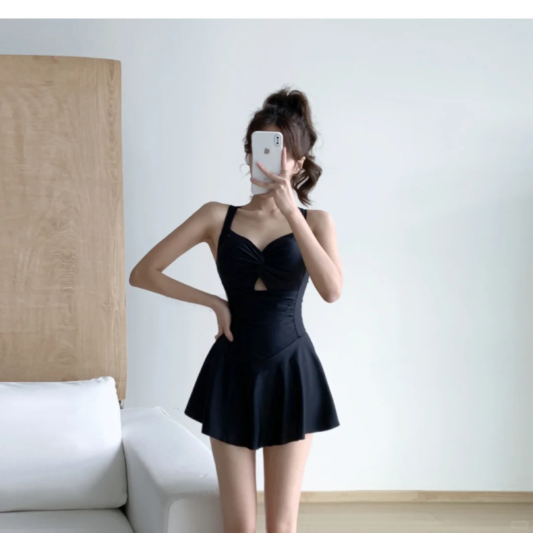 冬季泡温泉必备👙显瘦连体泳衣