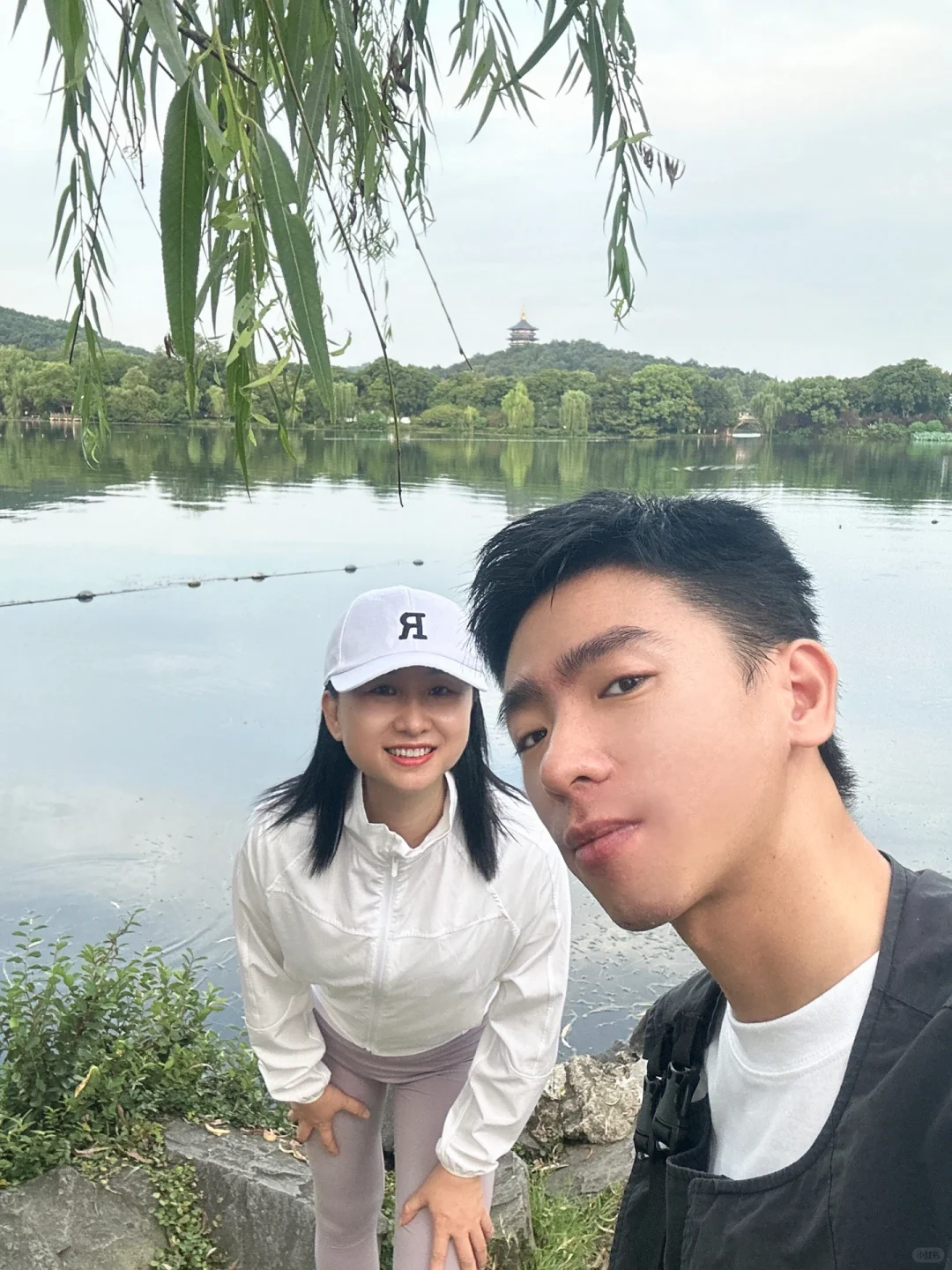 51岁单亲妈妈｜坚持运动，拥有少女背影绝了